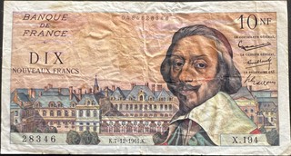 France 10 — front