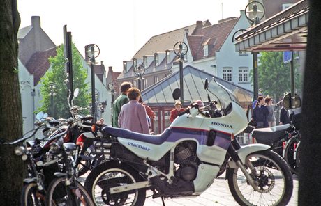 Photo 10